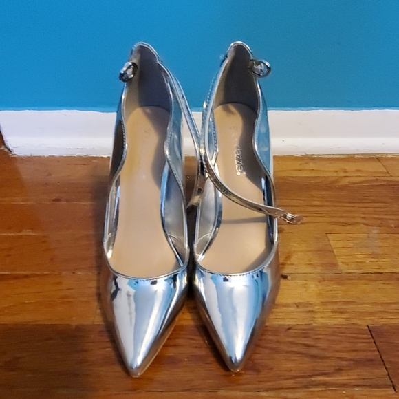 Shoe Dazzle Shoes - Shoes